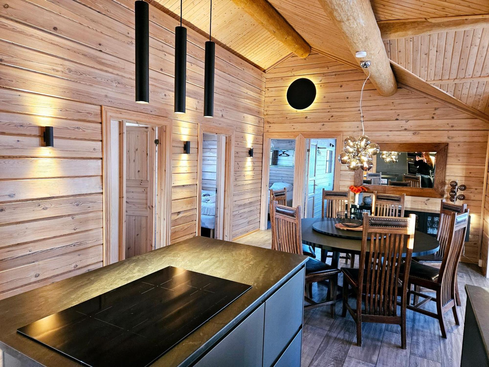 Aurora Vacation Homes Fagravik Akureyri Quarto foto