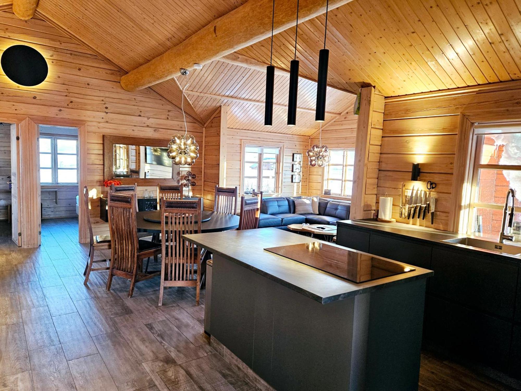 Aurora Vacation Homes Fagravik Akureyri Quarto foto